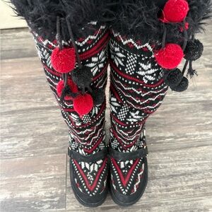 Juicy Couture Black and Red Pom Pom Winter Boots
